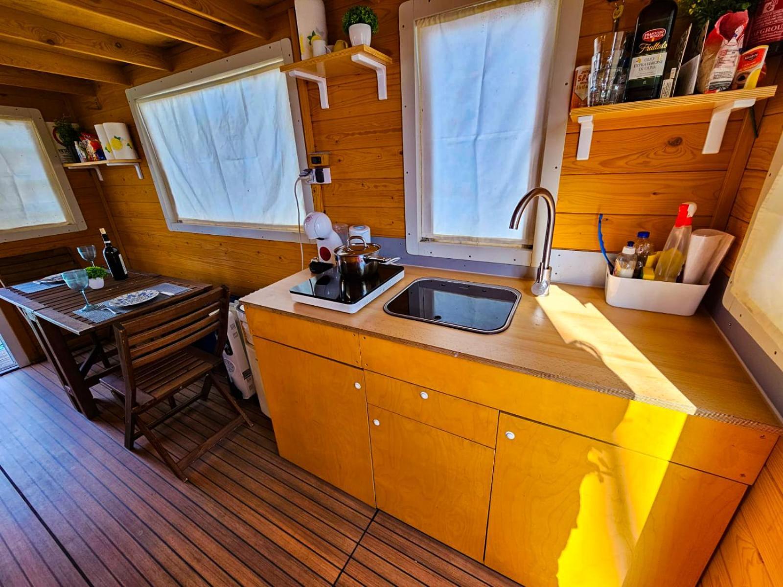 Hotel Filipp'S House Boat Alguer Exterior foto