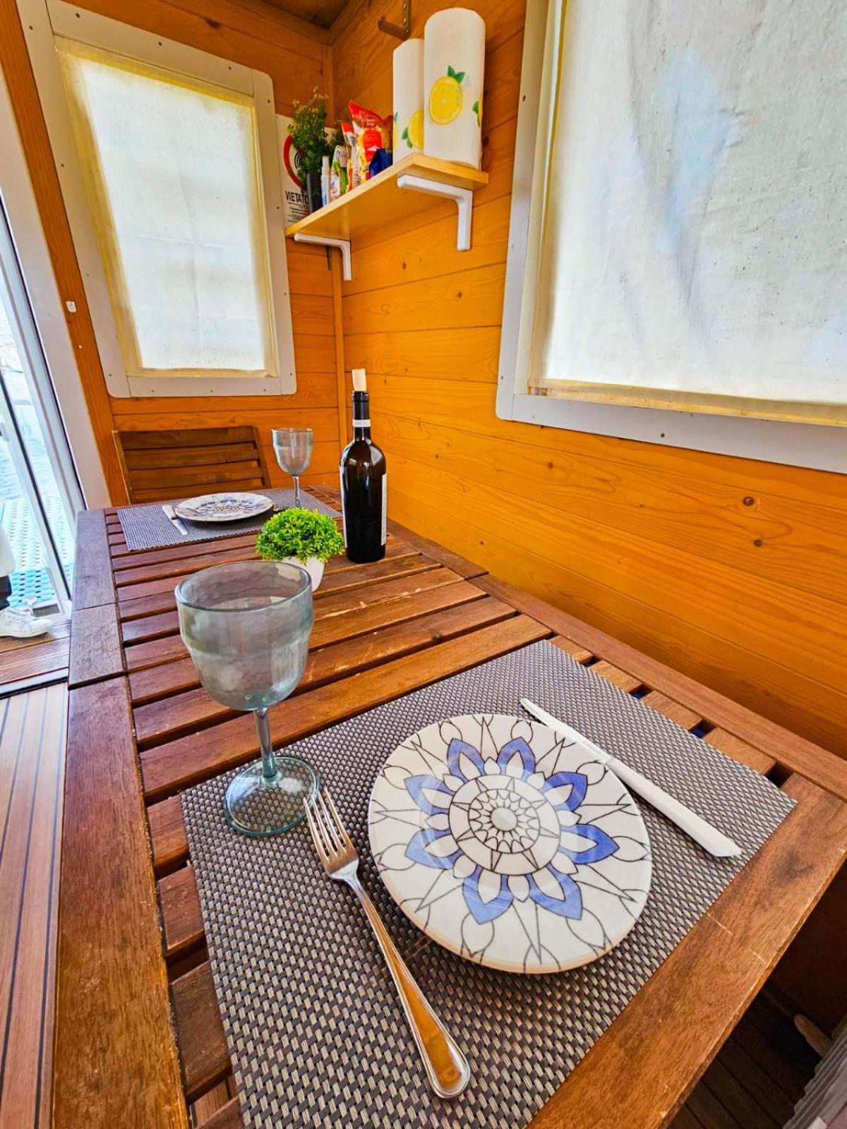 Hotel Filipp'S House Boat Alguer Exterior foto